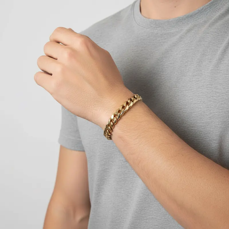 10K Yellow Gold 9-Inch Hollow Curb Bracelet 1