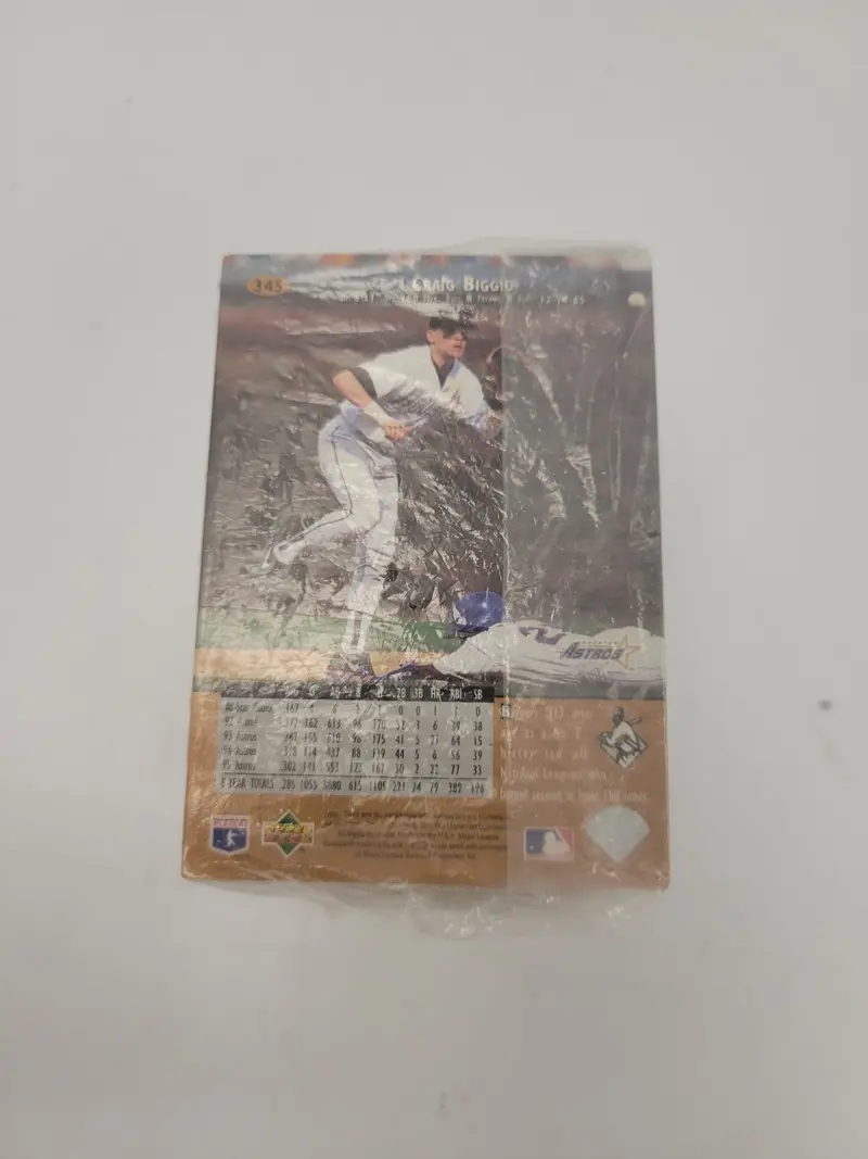 Assorted Vintage Baseball Trading Cards (I-36706) 1