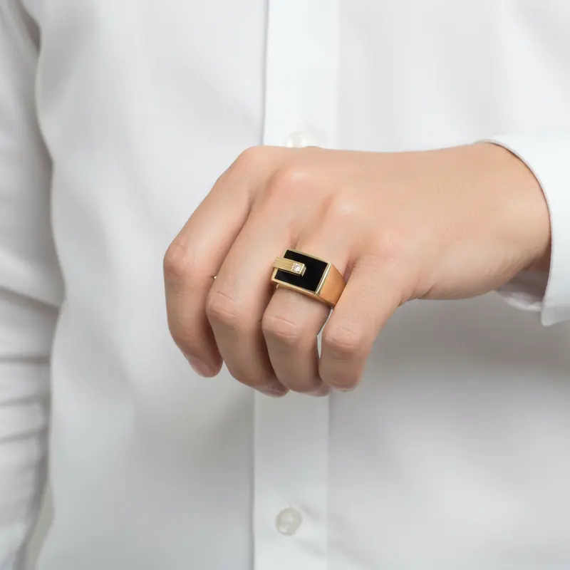Black Onyx Rectangle Men'S Ring In 10K Yellow Gold 1