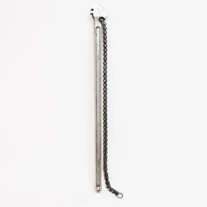 Blue Point Cw-24 24-Inch Heavy-Duty Chain Wrench 1