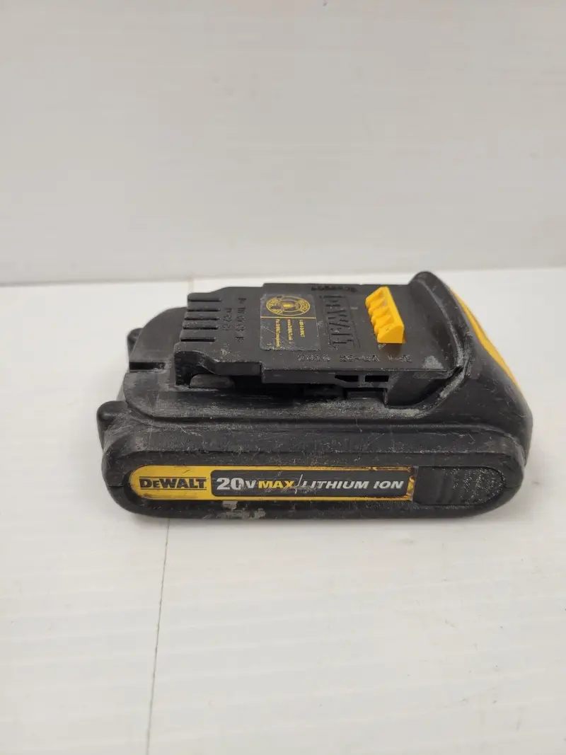 Dewalt Dcb201 20V Max Xr Lithium-Ion Battery Pack 1