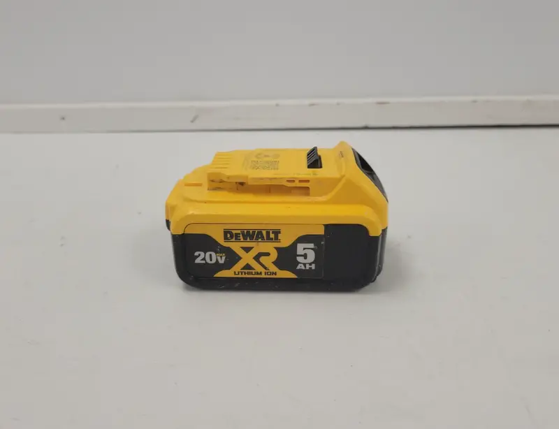 Dewalt Dcb205 5.0 Ah Replacement Battery Pack – Model 65511-7 1