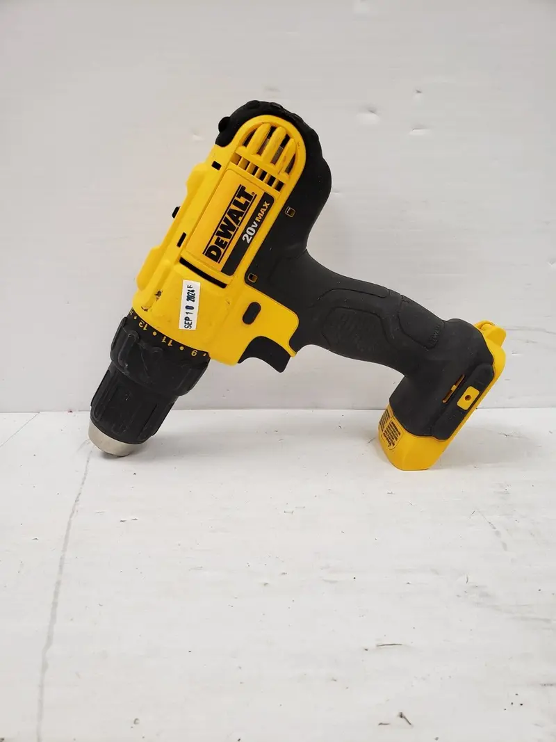 Dewalt Dcd771 20V Max Cordless Drill Driver 1