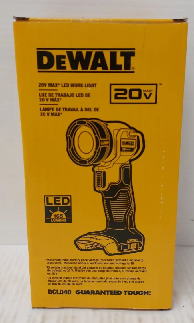 Dewalt Dcl040 200-Lumen Led Compact Flashlight With Magnetic Base 1