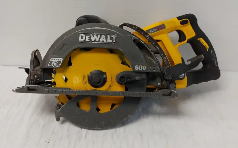 Dewalt Dcs577 20V Max Cordless Circular Saw With Brake And Led Light 1