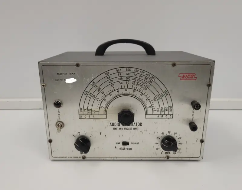 Eico 377 Audio Signal Generator – Model 82421-1 1