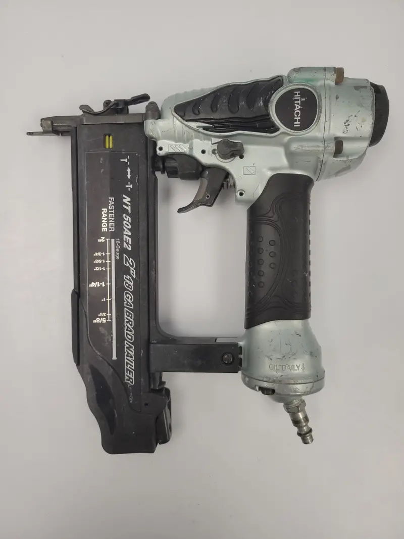 Hitachi Nt50Ae2 Lightweight Brad Nailer (Model 80593-2) 1