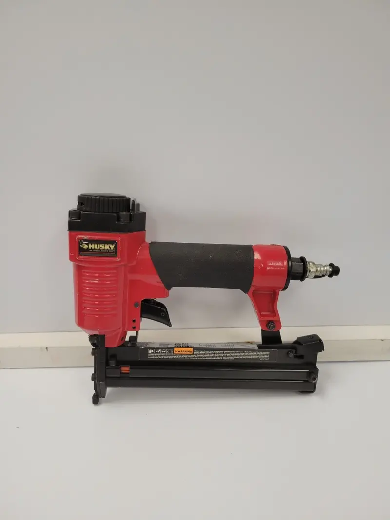 Husky Dual-Mode 2-In-1 Nailer – Brad & Finish Nail Compatibility 1