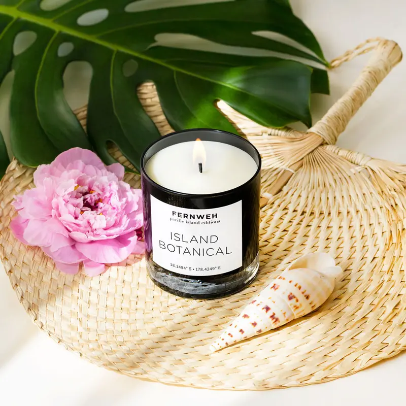Island Botanical Exotic Soy Candle 1