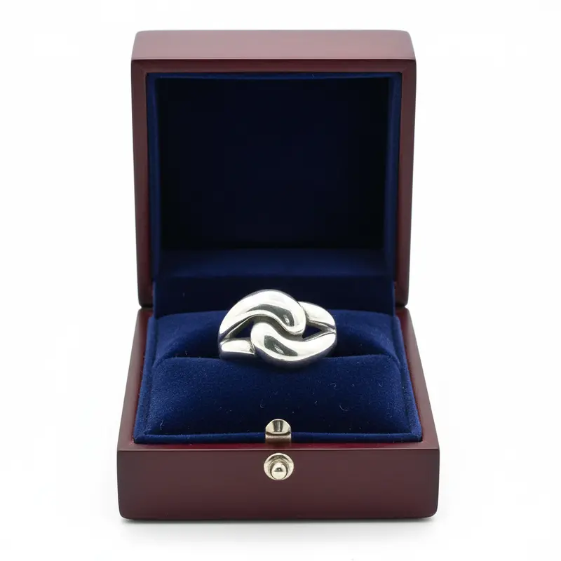 James Avery Interlocking Cadena Knot Ring – Sterling Silver 1