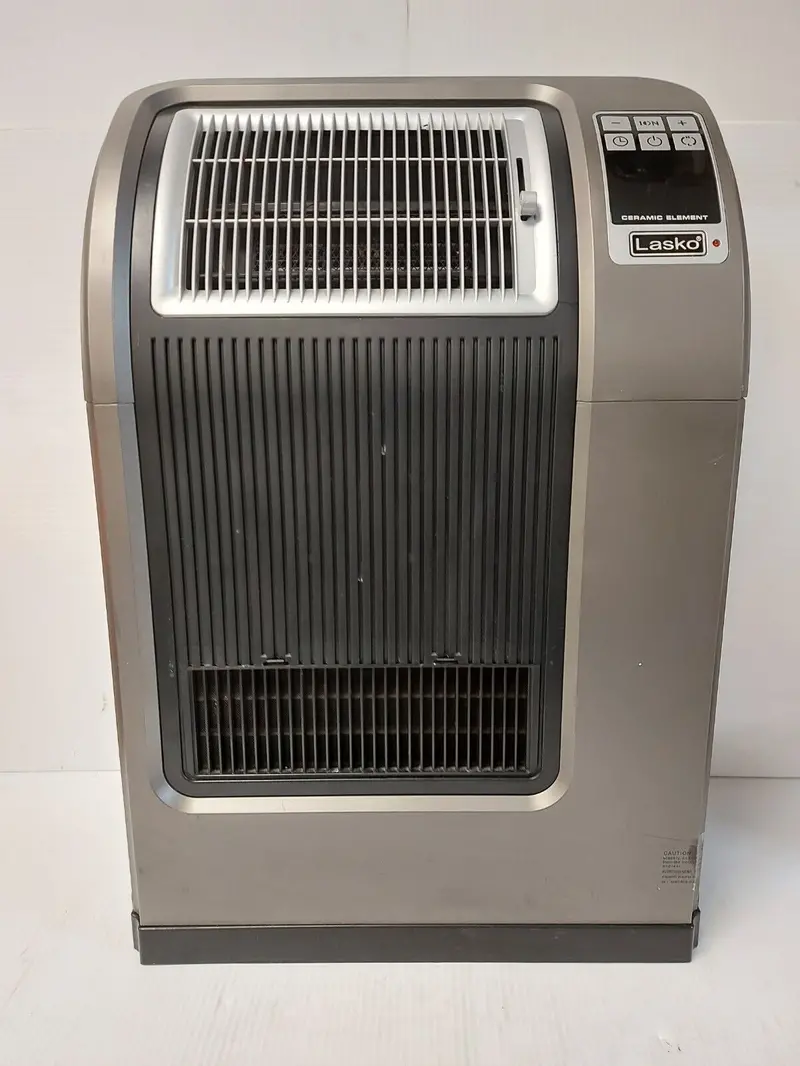 Lasko 5840C Digital Air Purifier With Hepa Filter 1
