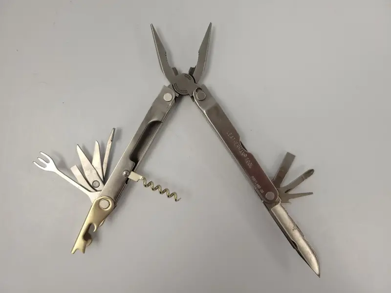 Leatherman Flair Multi-Tool With Pliers – Model 81065-1 1