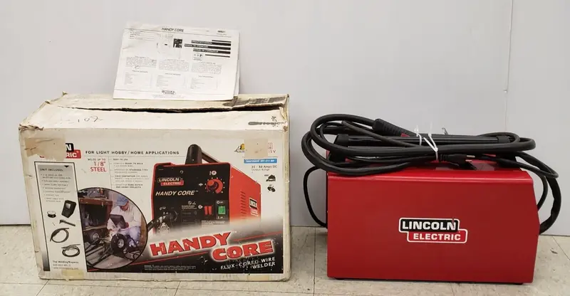 Lincoln Electric Handy Core Portable Welding Machine (Model 52678-1) 1