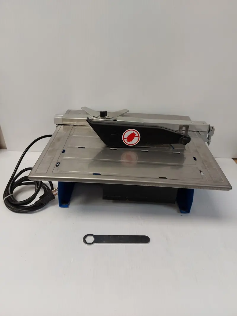 Mastercraft 055-6869-8 Wet Tile Saw – 7" Diamond Blade Cutting System With Adjustable Fence 1
