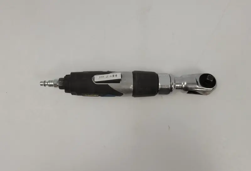 Mastercraft Compact Air Ratchet Wrench 1