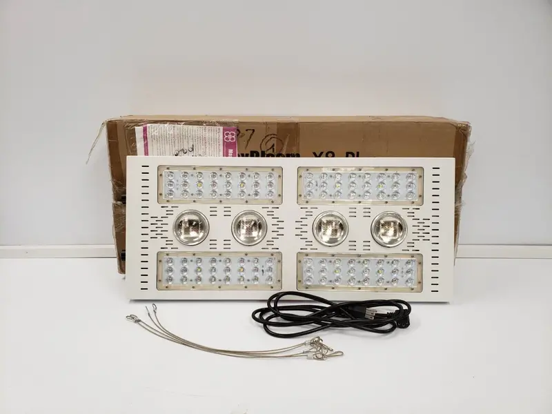 Maxbloom X8 Plus Advanced Full-Spectrum Grow Lamp – Optimized For Vegetative & Bloom Stages 1