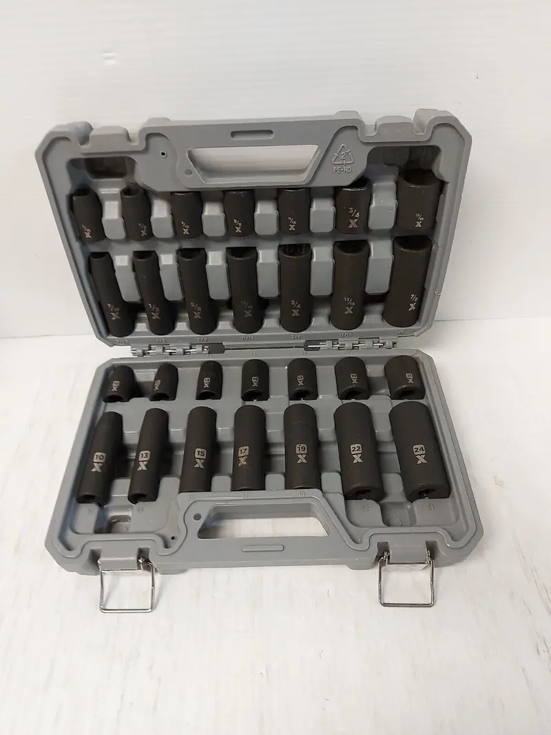 Maximum 28-Piece Deep Socket Set (N88658-3) 1