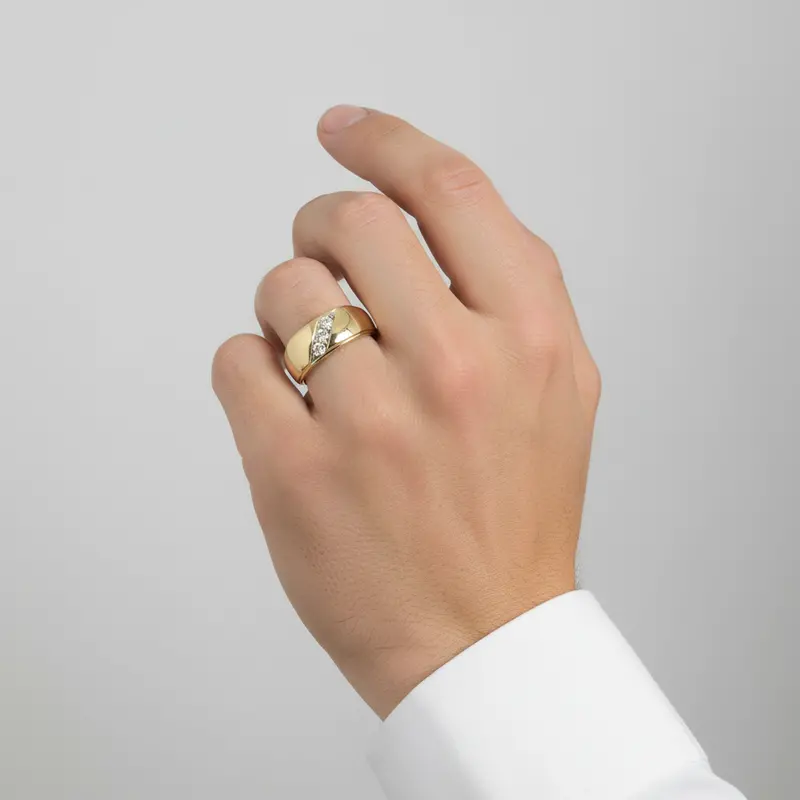 Men'S 10K Yellow Gold Illusion-Set Diamond Ring – 0.03 Carat 1