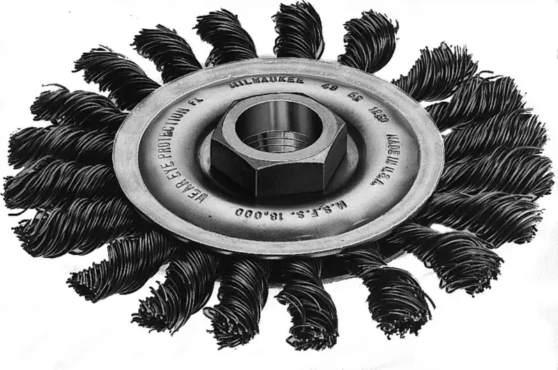 Milwaukee 4" Carbon Steel Full-Cable Twist Knot Wire Wheel 1