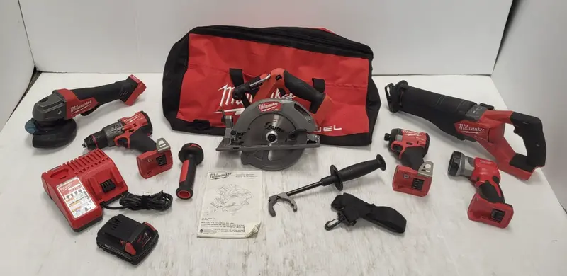 Milwaukee 6-Piece M18 Cordless Power Tool Combo Kit 1