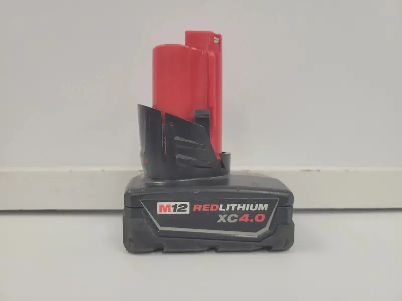 Milwaukee M12 Xc 4.0 Ah Lithium-Ion Battery 1