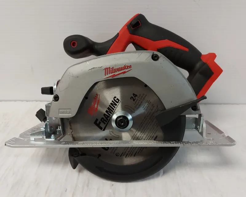 Milwaukee M18 Fuel 2630-20 7-1/4″ Circular Saw With Redlink Plus Intelligence 1