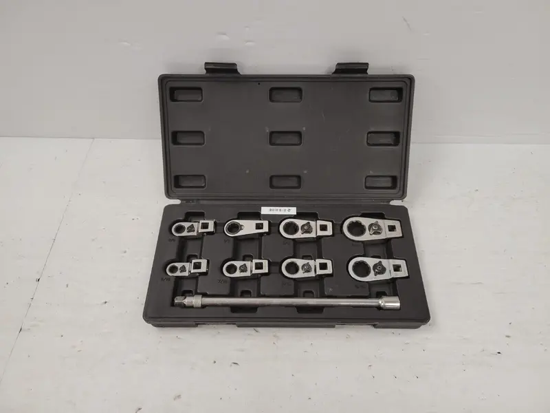 New Holland Sn20211 68703-20 Socket Set 1