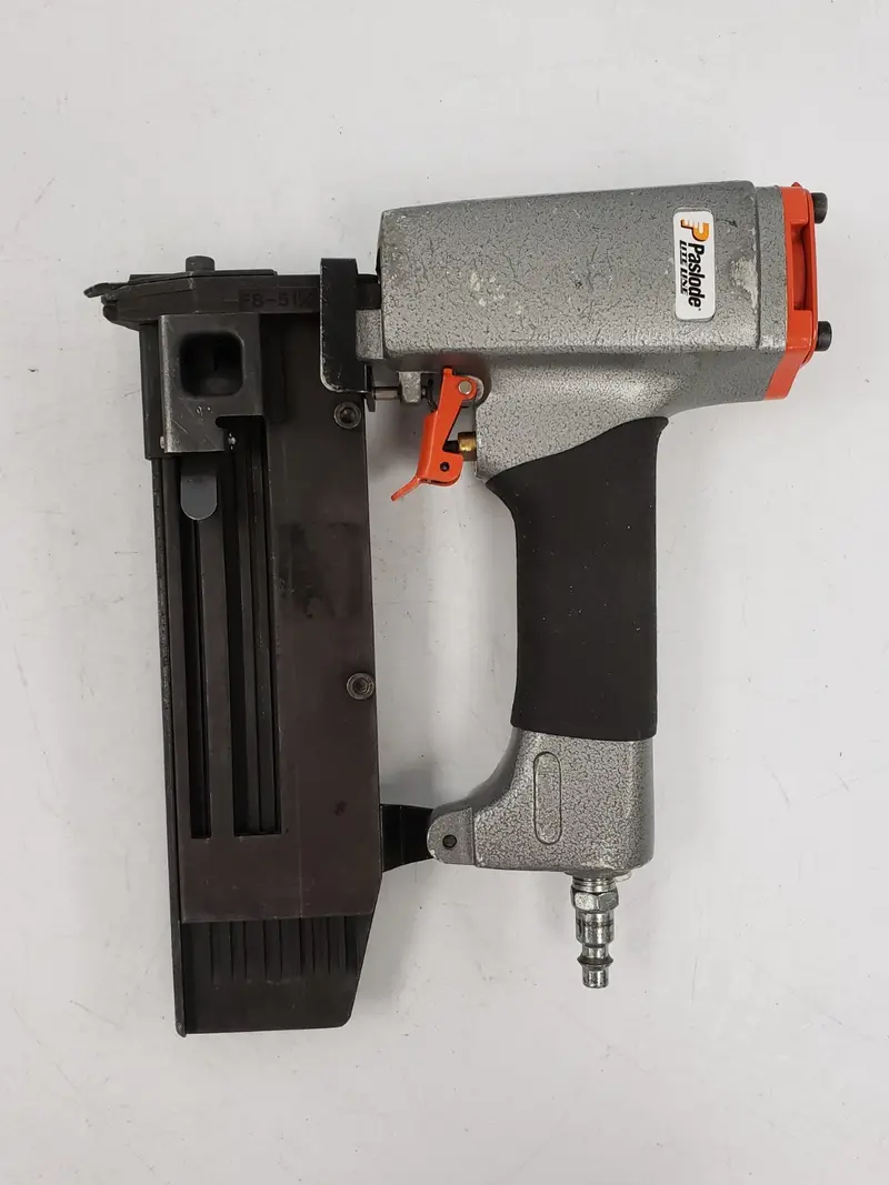 Paslode 90F50B Cordless Brad Nailer – Fuel-Powered Finish Tool 1