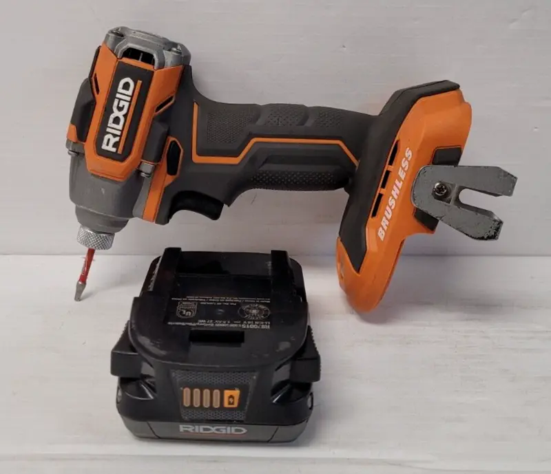 Ridgid R8711 18V Cordless Drill/Driver Kit (Model N80802-3) 1