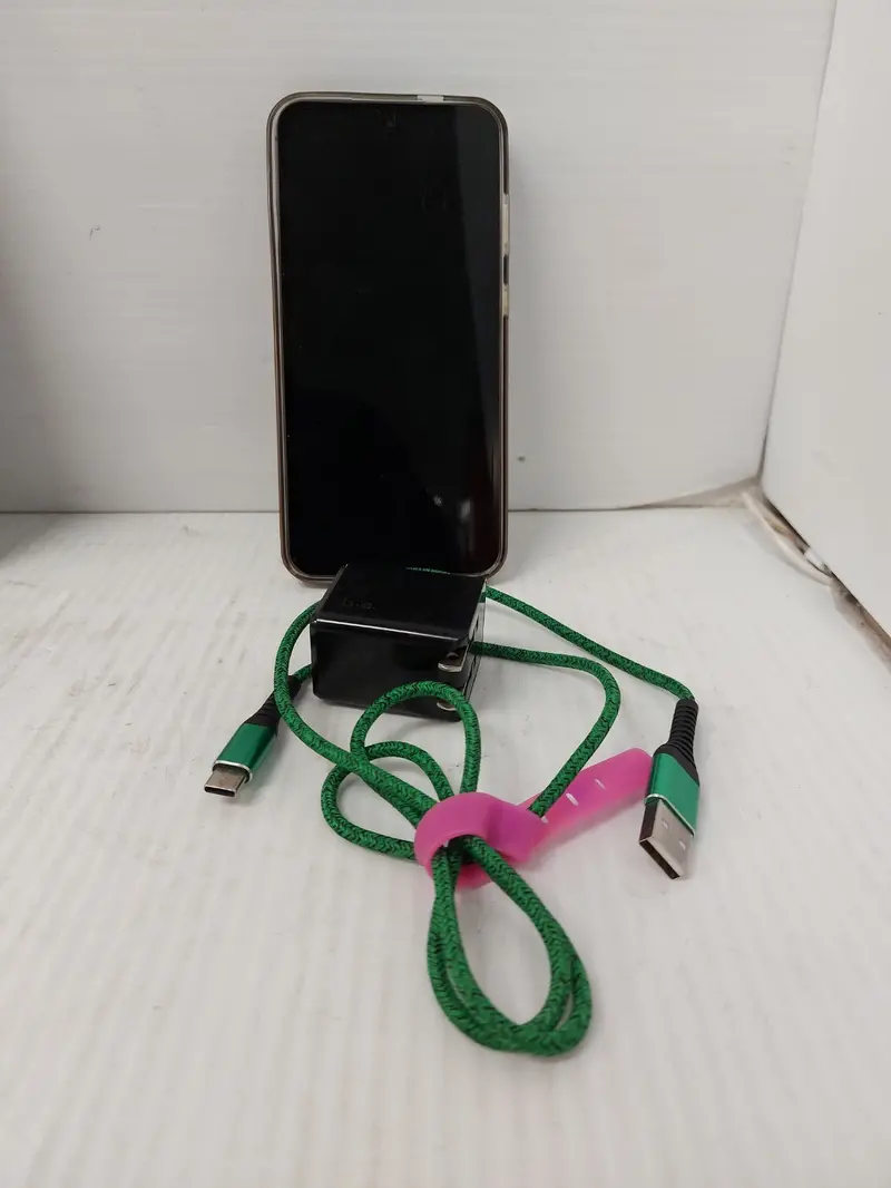 Samsung Galaxy S24 Fe (Sm-S721W) – 5G Smartphone 1