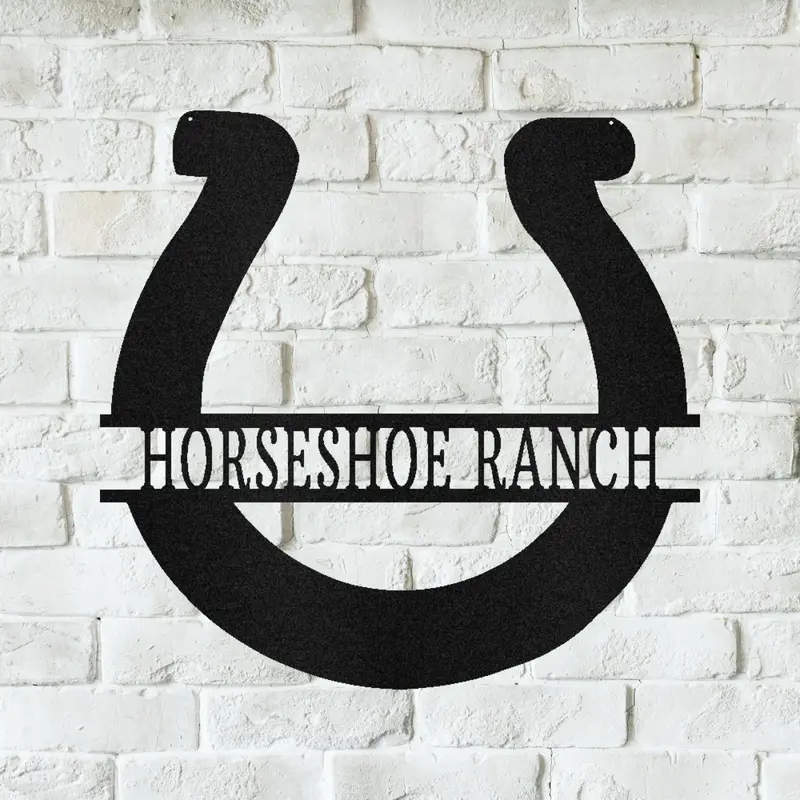 Simple Horseshoe Metal Sign – Equestrian-Themed Gift For Horse Lovers 1
