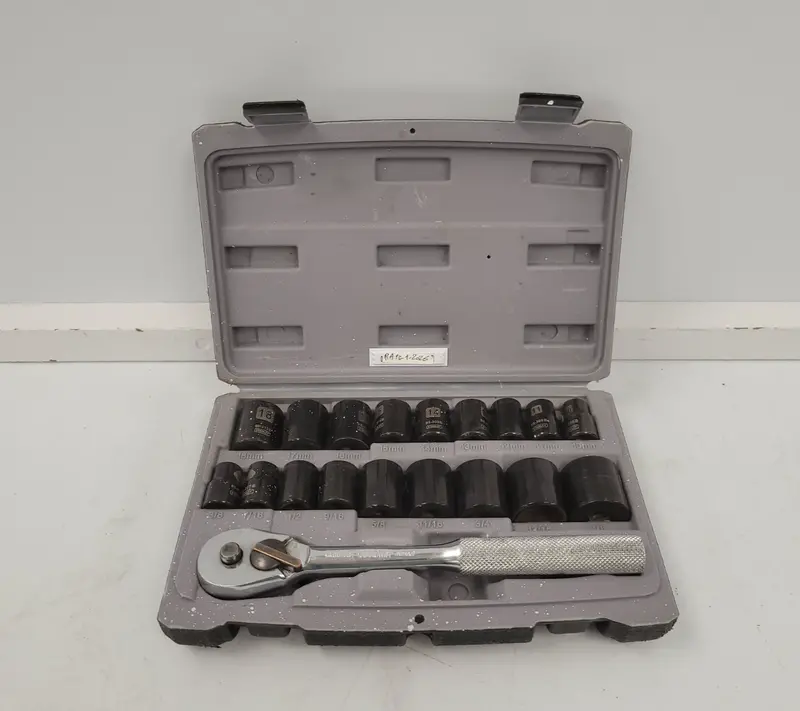 Stanley 89465-2 Socket Set – Premium Metric And Sae Combination Kit 1