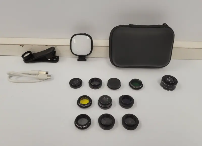 Universal Smartphone Camera Lens Kit – Macro, Wide-Angle & Fisheye 1