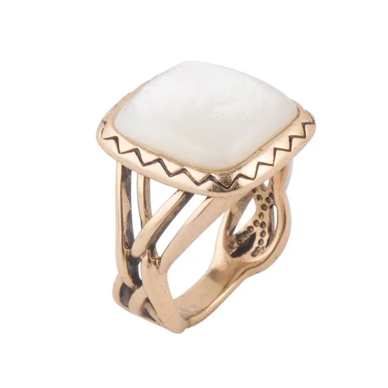 Wave-Inspired White Mother-Of-Pearl Ring With Gold Band 1